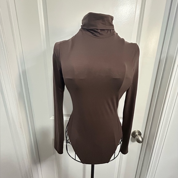 Lululemon Athletica Wundermost Expresso Turtleneck Bodysuit - Picture 3 of 4